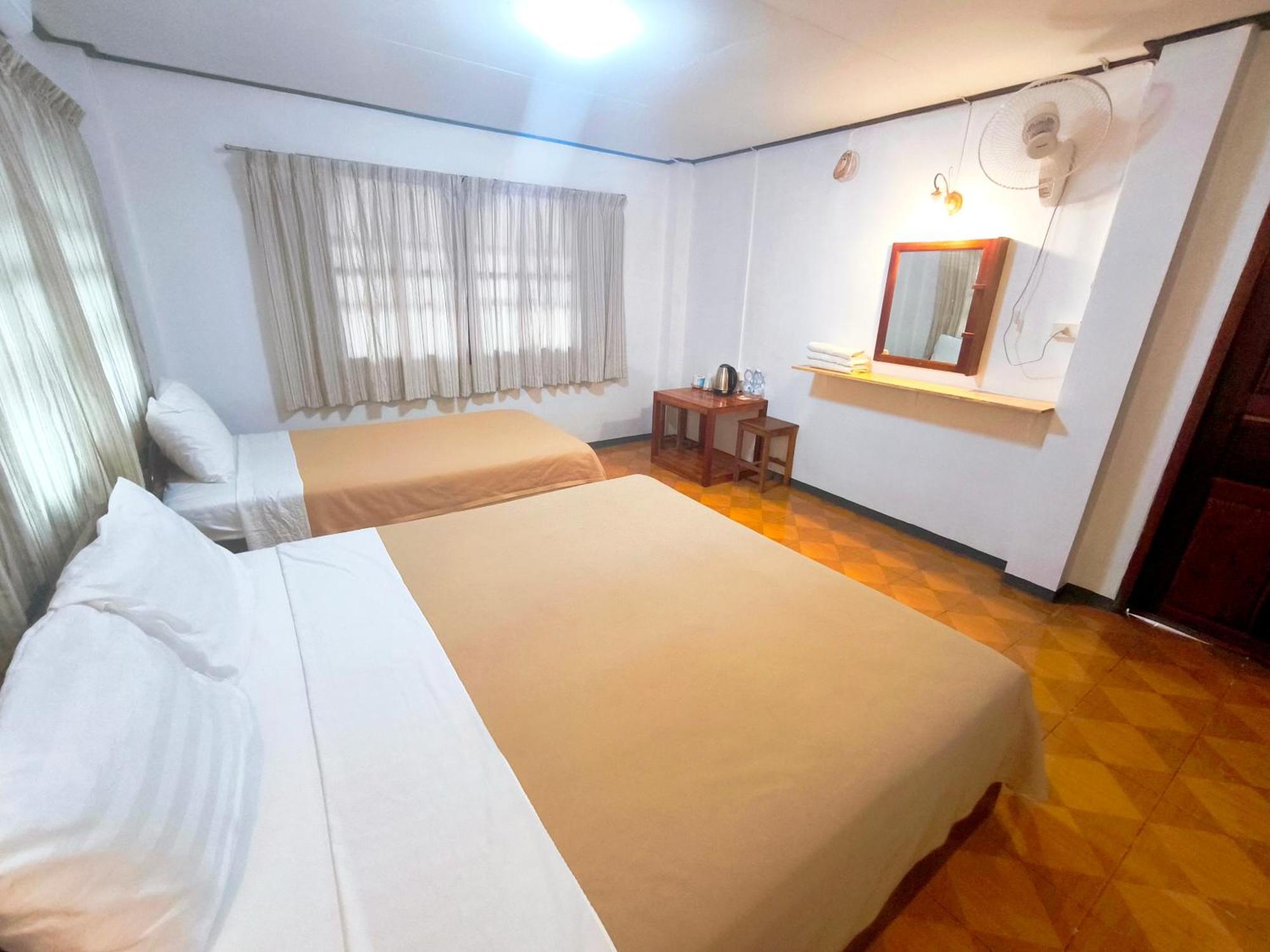 Sabaydee Guesthouse Ban Houayxay Værelse billede